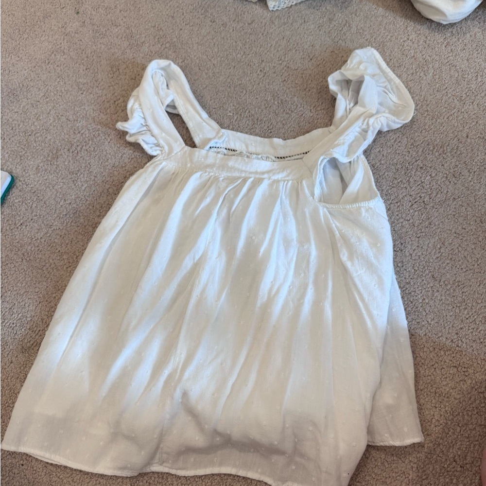 Jun & Ivy white tank